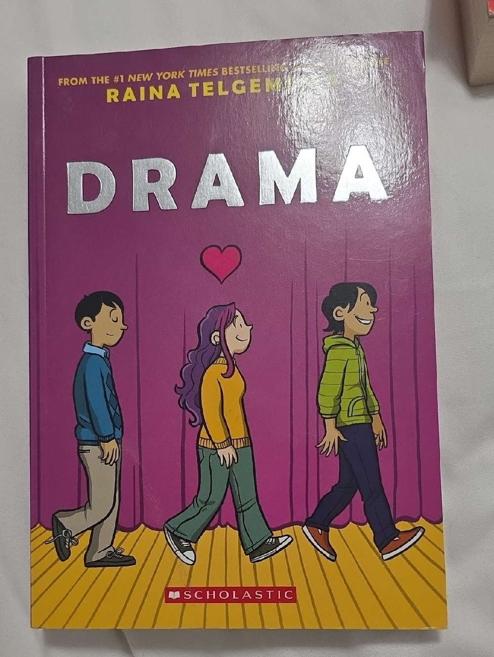 Drama by Raina Telgemeier - Bright Magenta Cover